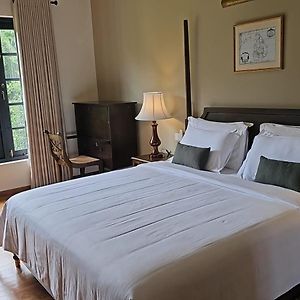 Executive King Room